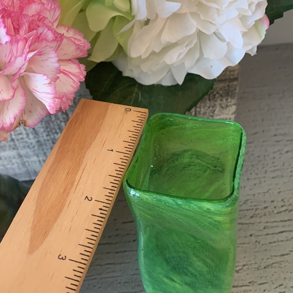 Crate & Barrel - Green Glass Cabo Bud Vase (NWT) - Picture 6 of 11